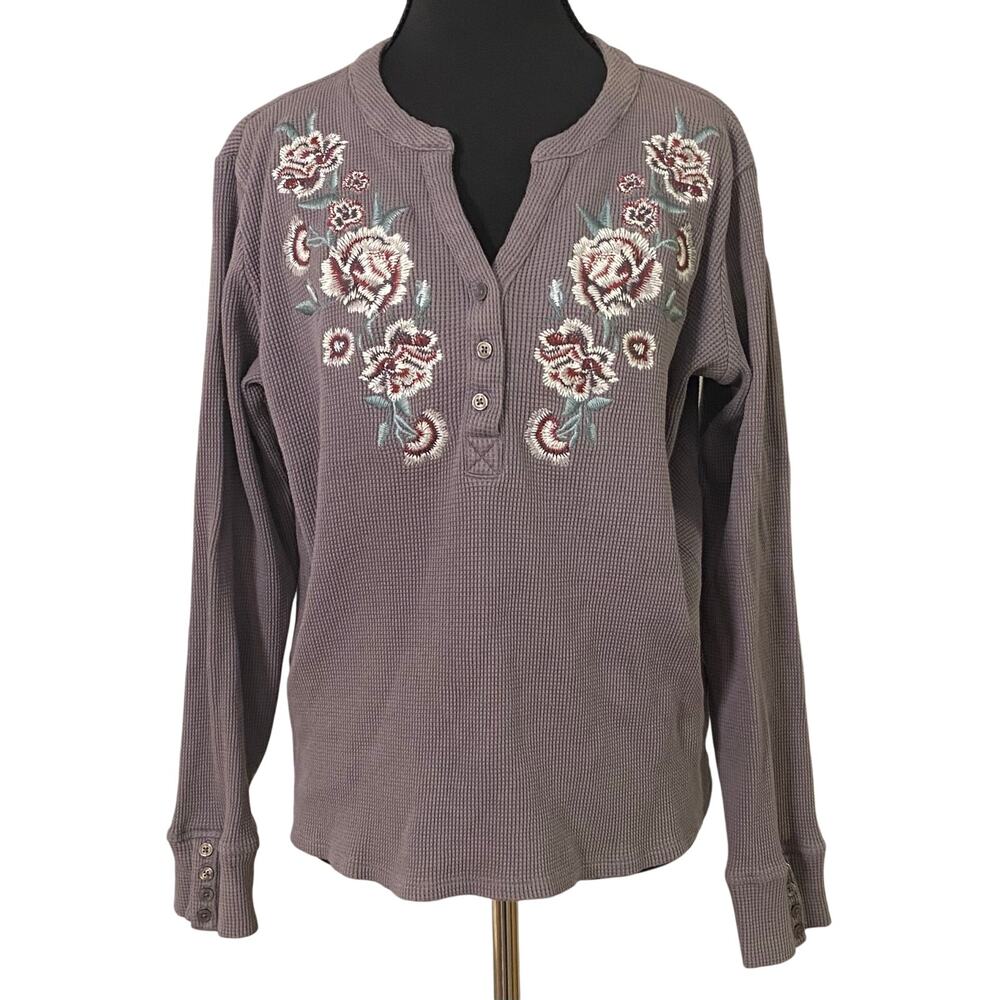 Kate & Sam Large Embroidered Floral Waffle Knit Henley Boho Thermal Top
